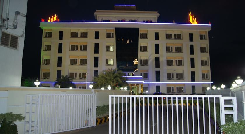 Hotel MGM Grand Srikalahasti Exterior foto